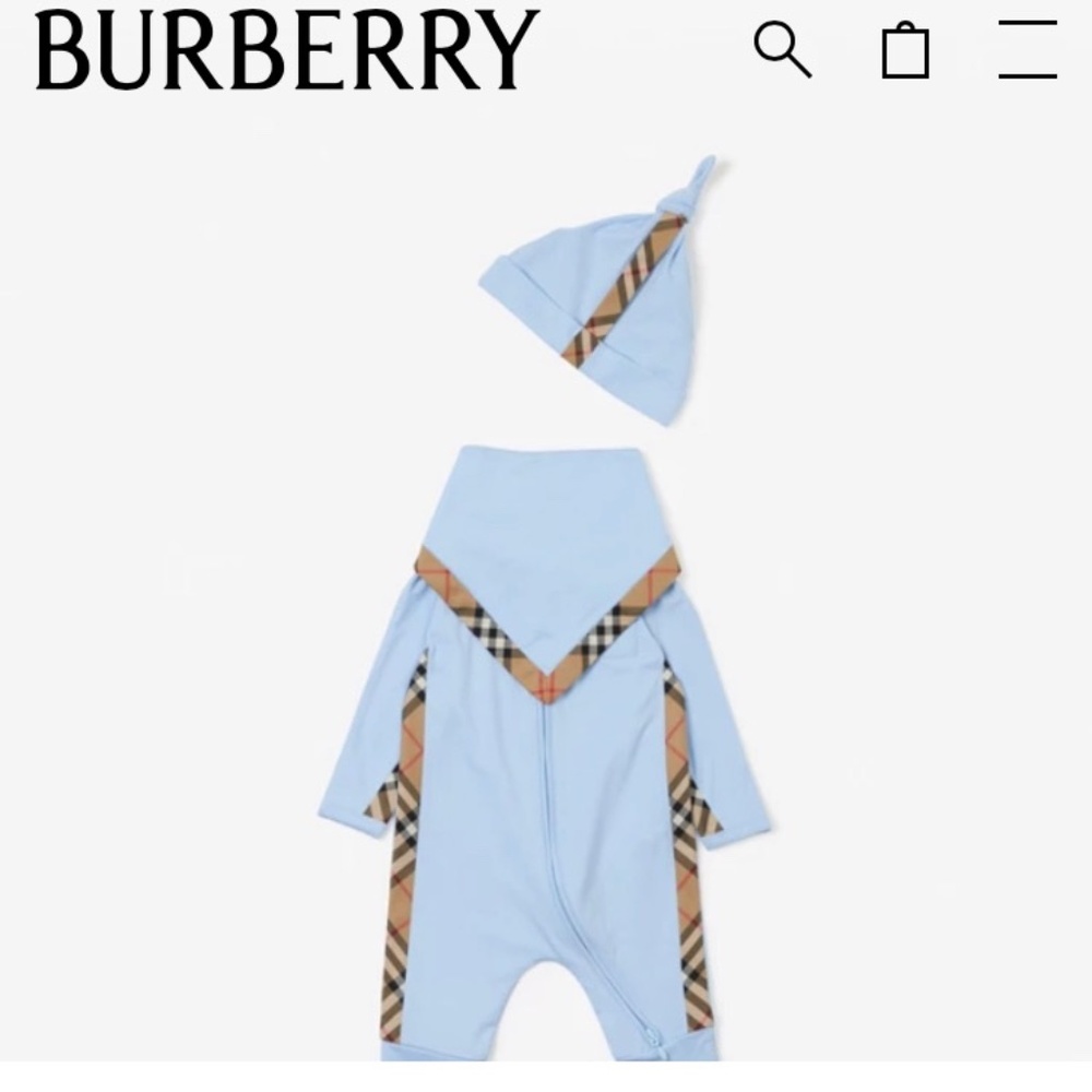 Burberry Three-piece Baby Gift Set Size 12-18 Months - Light Porcelain Blue